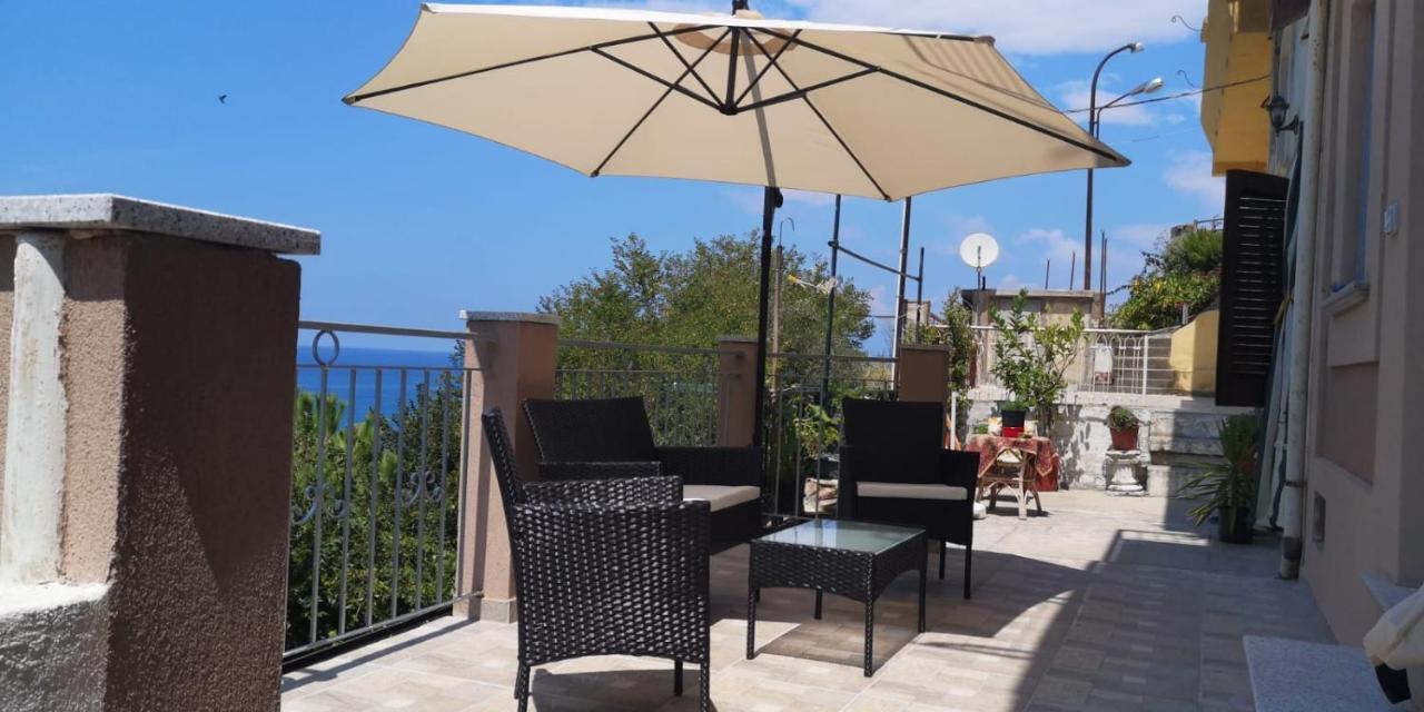 La Casa Di Sara Villa Pizzo  Eksteriør bilde